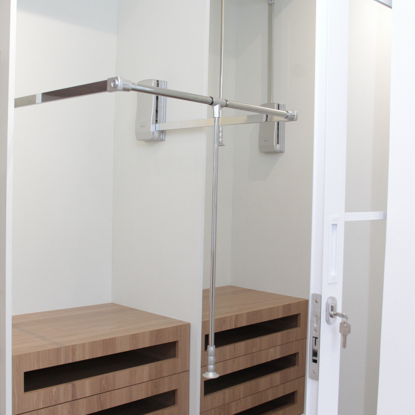 Mrs. L Scandinavian Walk-In Closet